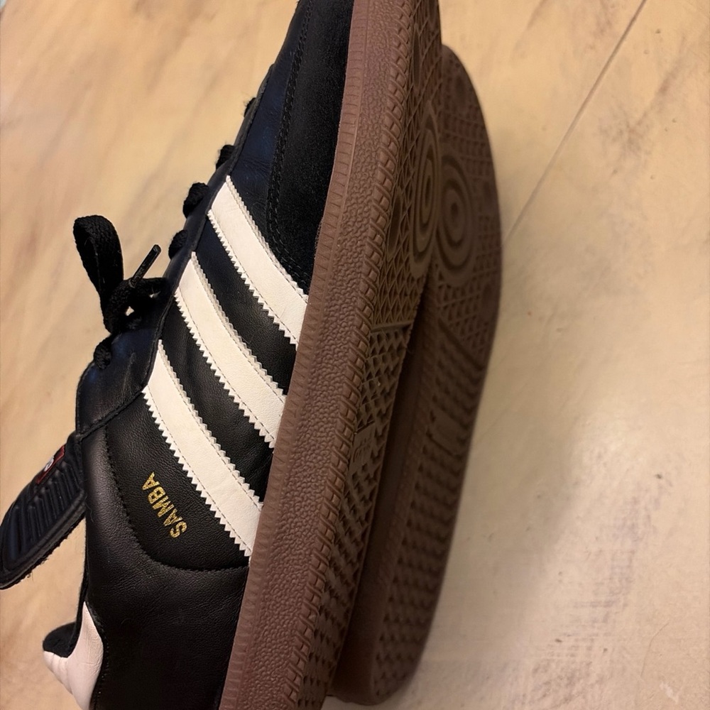 Adidas Samba Classic Shoes Mens Size 13US Black White Gum 034563 - Picture 5 of 7
